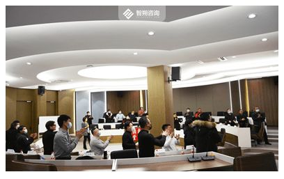 銷售精英商務(wù)禮儀運用之道——智朔咨詢助力浙江企業(yè)提升專業(yè)形象